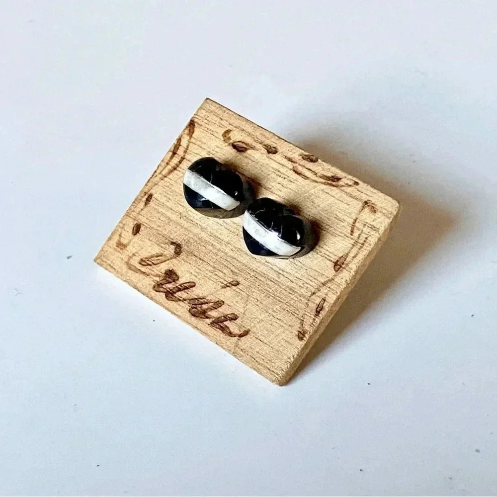 Native American Zuni Artisan Handmade Silver Mother of Pearl Onyx Heart … - Picture 6 of 8